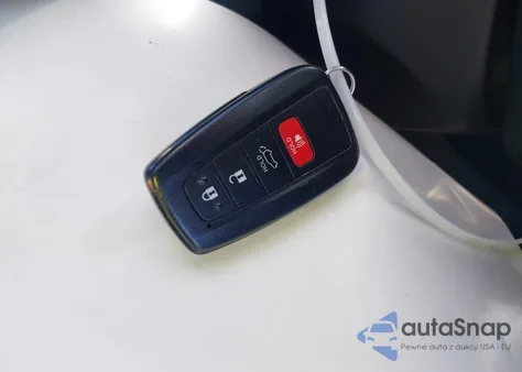 2020 Toyota Rav4 Xle from USA, damaged, VIN 2T3W1RFV9LW066979